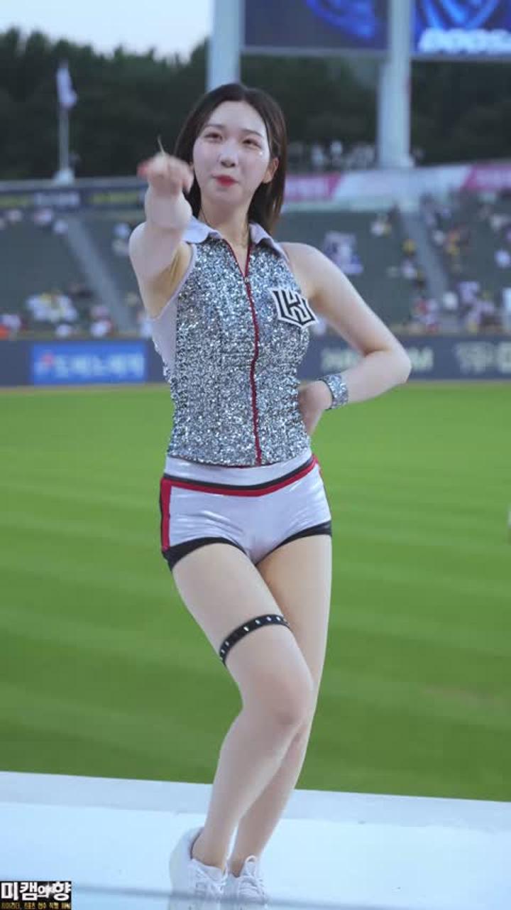240828 치어리더 장유진 직캠 (6) 비디오 썸네일 이미지