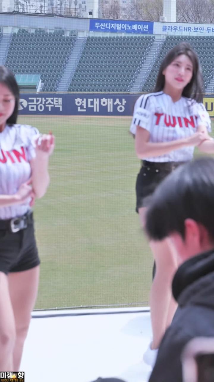 230328 치어리더 김이서 직캠 (6) 비디오 썸네일 이미지