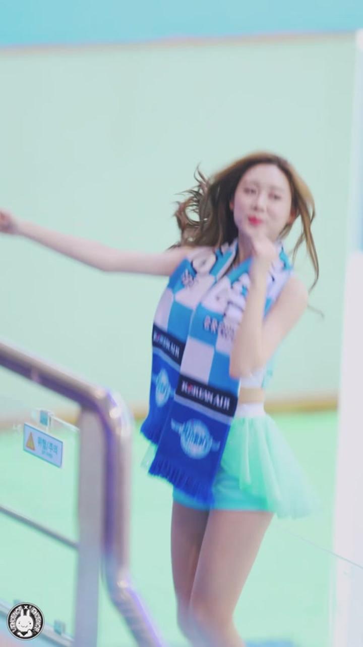 191128 치어리더 정지호 직캠 비디오 썸네일 이미지