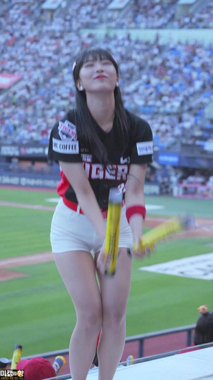 230611 치어리더 천소윤 직캠 (5) 비디오 썸네일 이미지