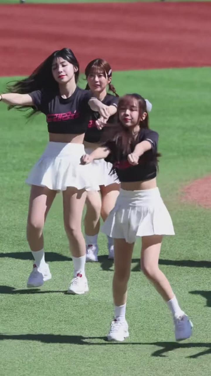 치어리더 이다혜 직캠 Cheerleader (18) 비디오 썸네일 이미지