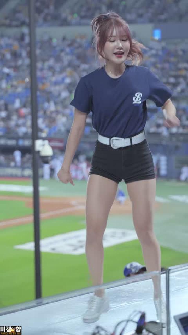 230613 치어리더 최홍라 직캠 (6) 비디오 썸네일 이미지