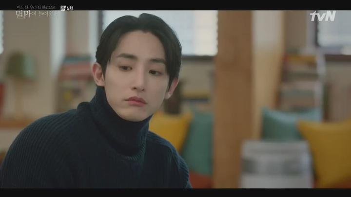 [tvN] 어느 날 우리 집 현관으로 멸망이 들어왔다.E06.210525.720p-NEXT 비디오 썸네일 이미지