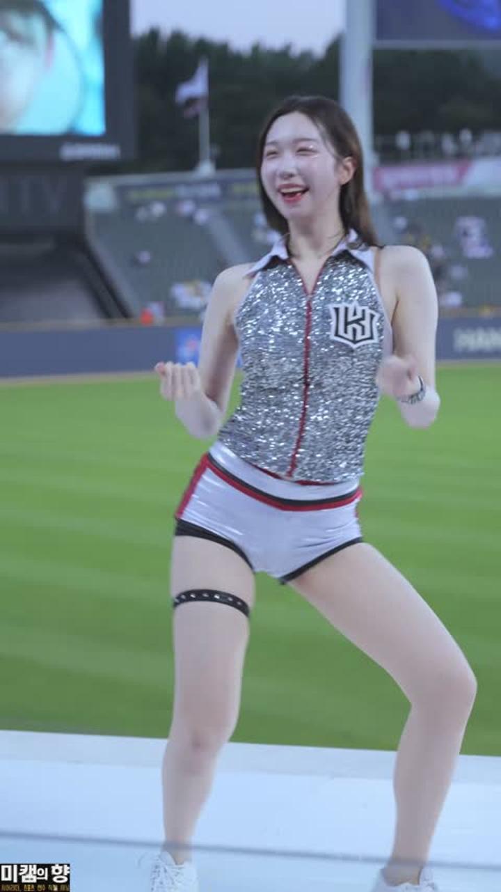 240828 치어리더 장유진 직캠 (7) 비디오 썸네일 이미지