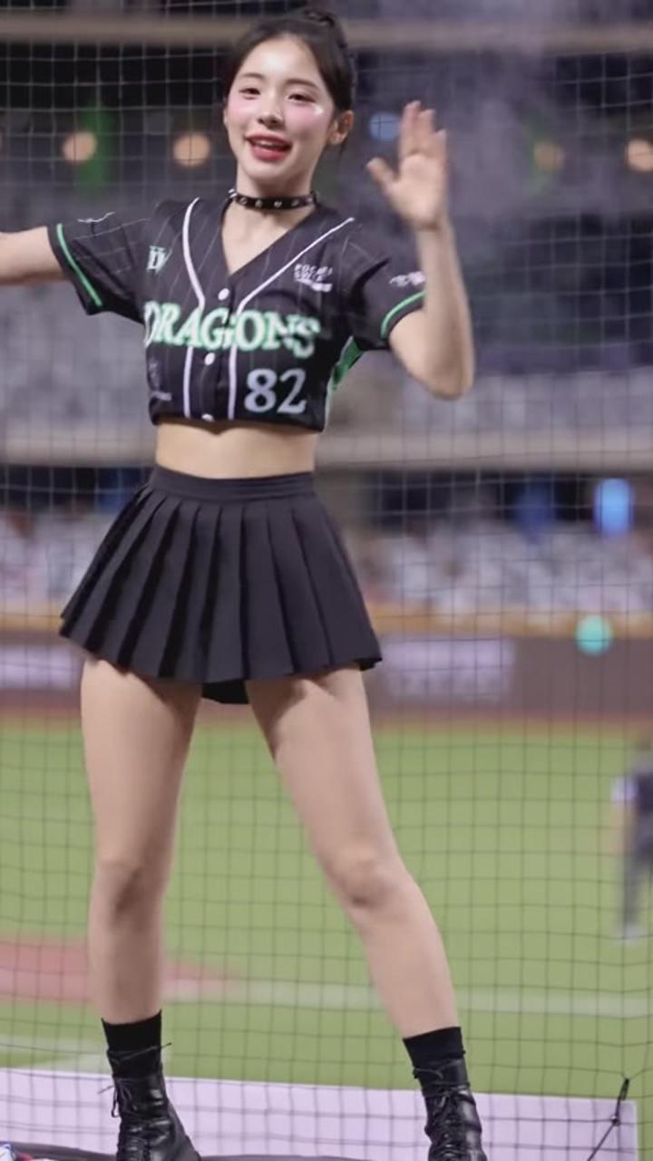 치어리더 이다혜 직캠 Cheerleader (49) 비디오 썸네일 이미지