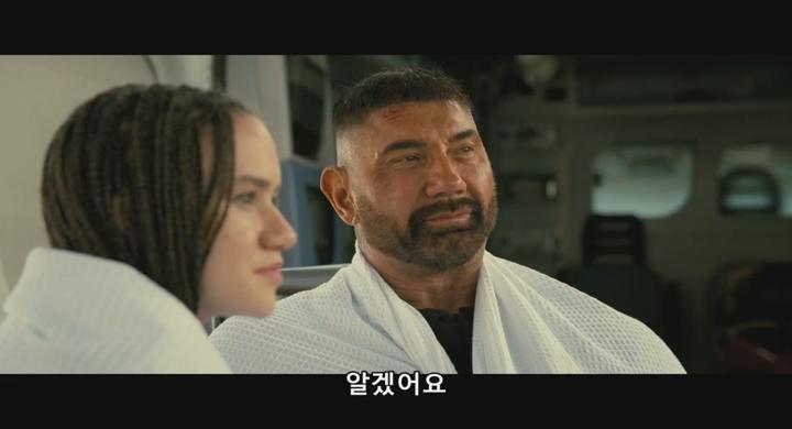 [ 마블 제작 코미디 액션 ][ 마이 스파이 ] 2020 비디오 썸네일 이미지