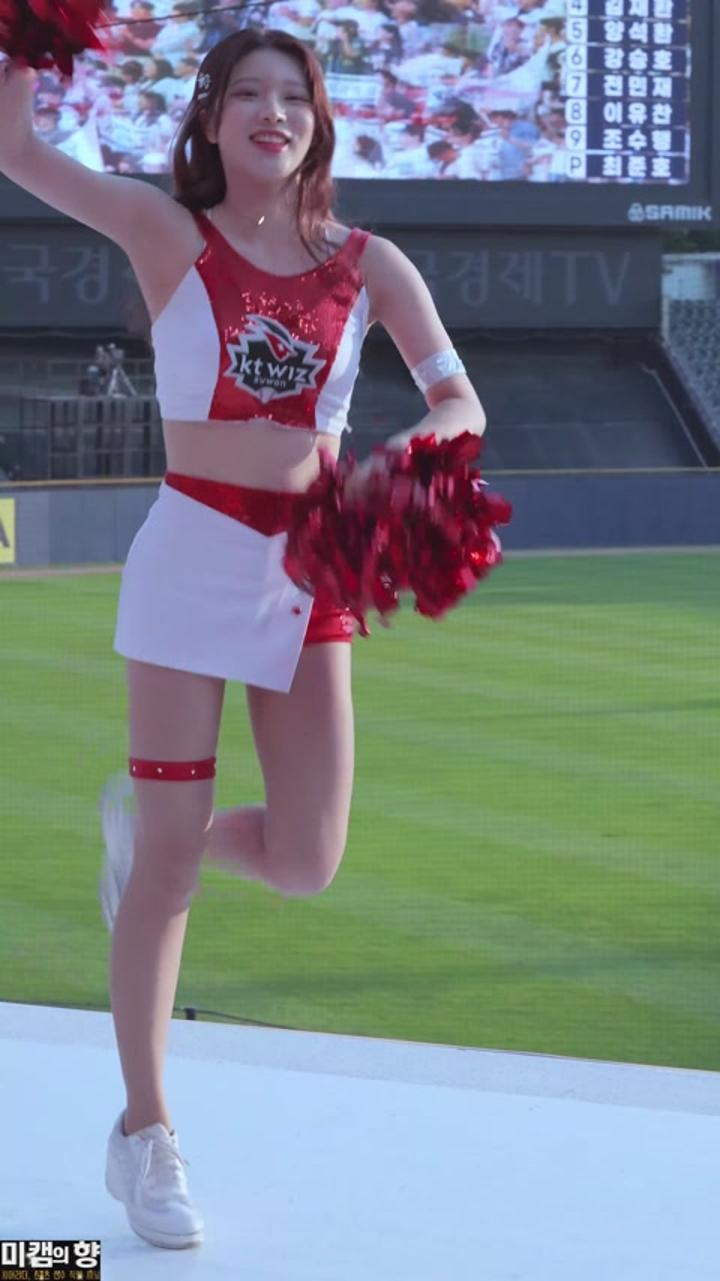 240529 치어리더 윤지나 직캠 (2) 비디오 썸네일 이미지