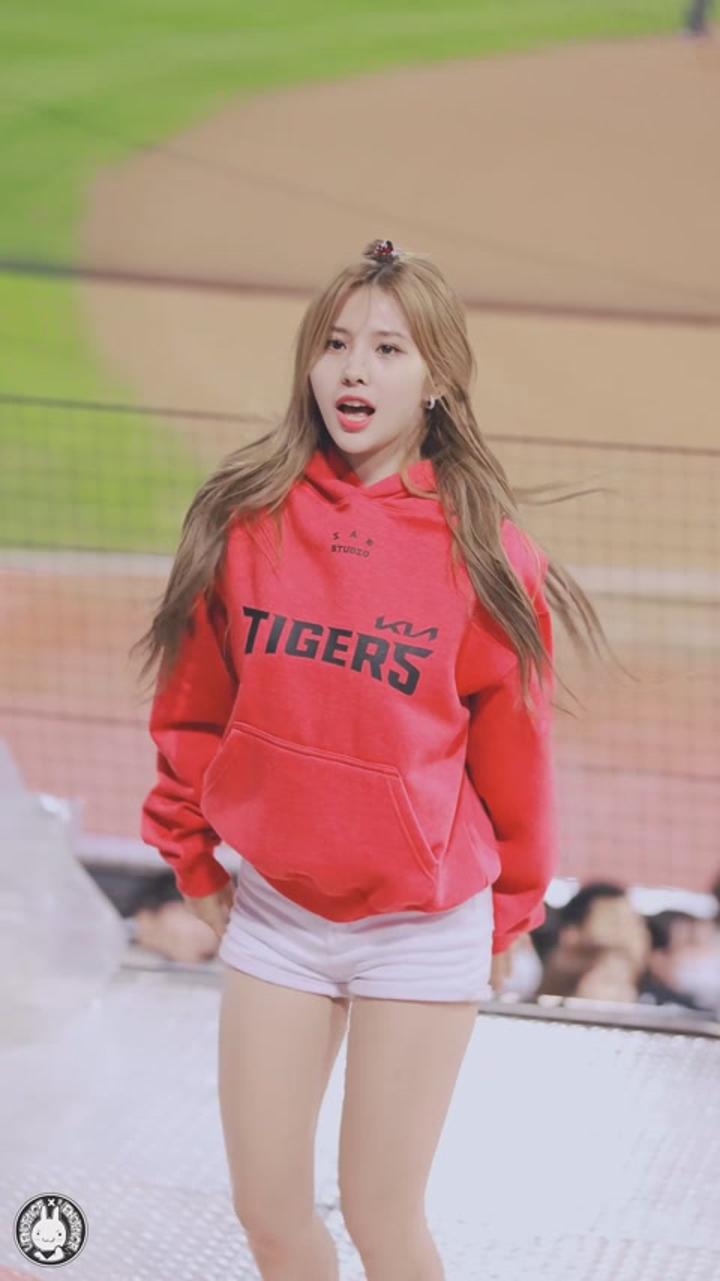 231004 치어리더 전은비 직캠 (3) 비디오 썸네일 이미지