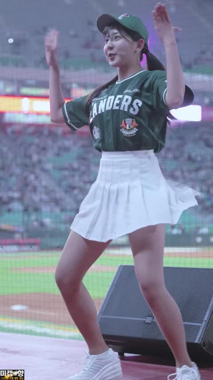 목나경 치어리더 230429 직캠1 비디오 썸네일 이미지