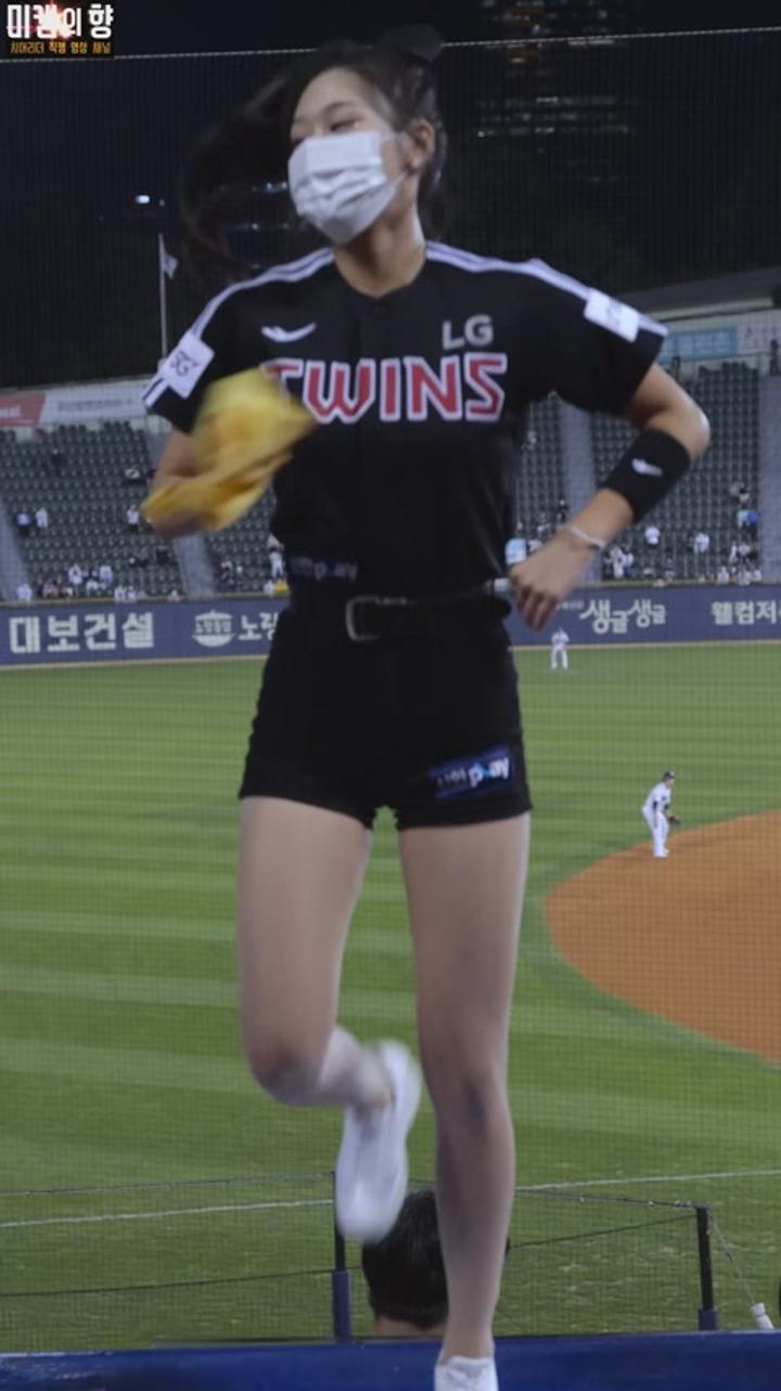 220914 치어리더 유세리 직캠 (4) 비디오 썸네일 이미지