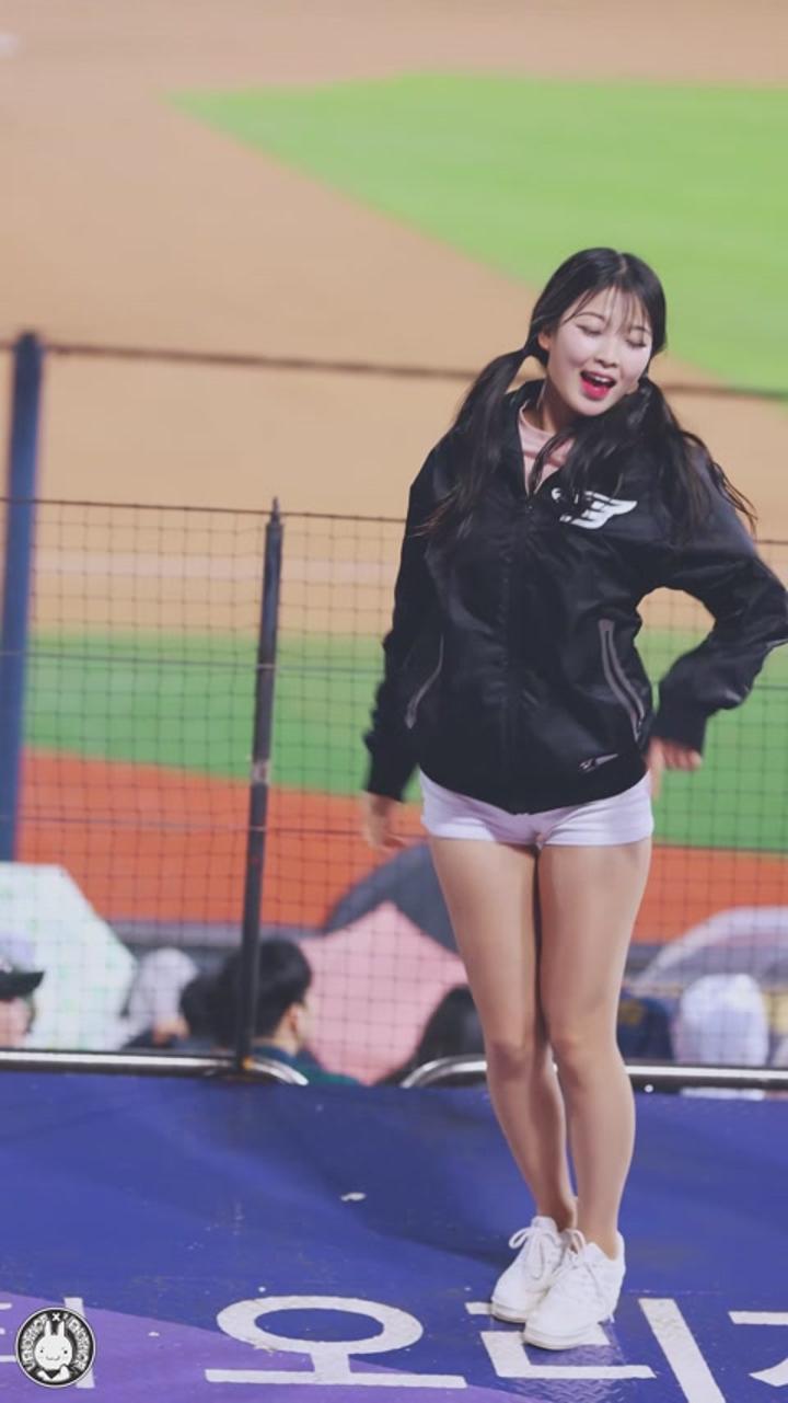 240423 치어리더 최석화 직캠 (2) 비디오 썸네일 이미지