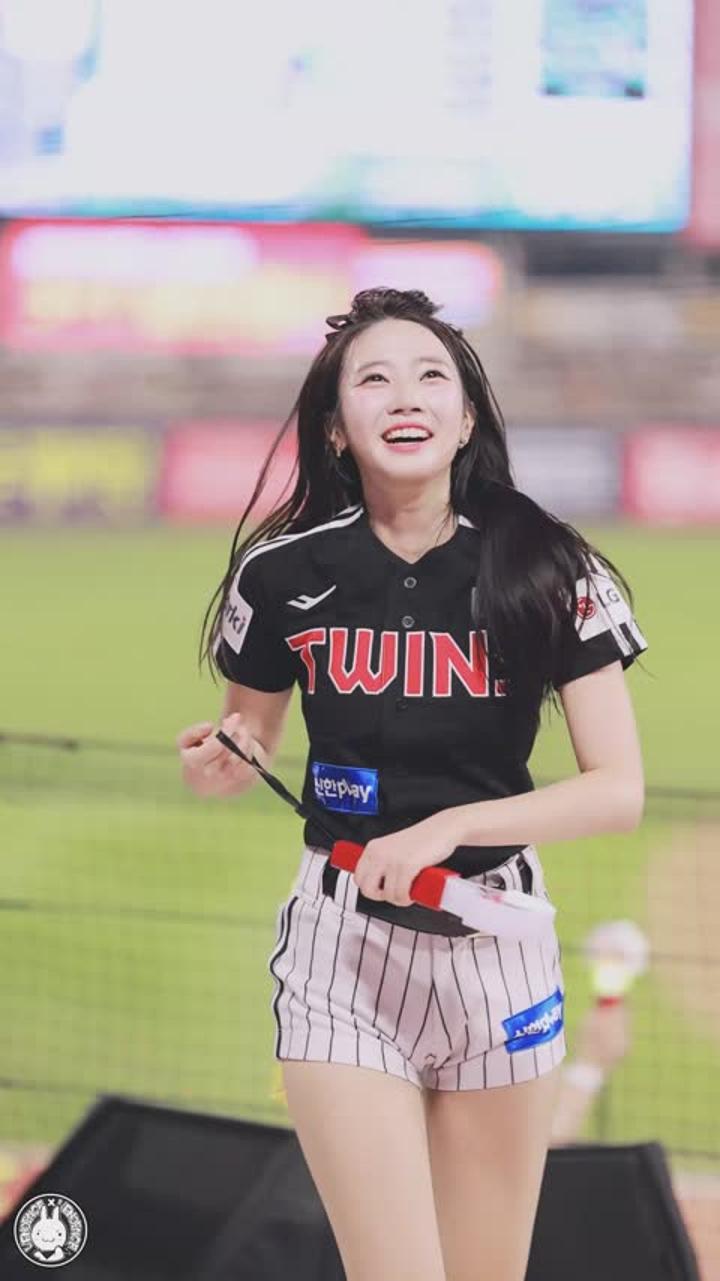 230727 치어리더 오윤솔 직캠 (6) 비디오 썸네일 이미지