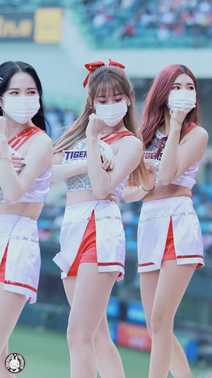 220513 치어리더 김한나 직캠 (1) 비디오 썸네일 이미지