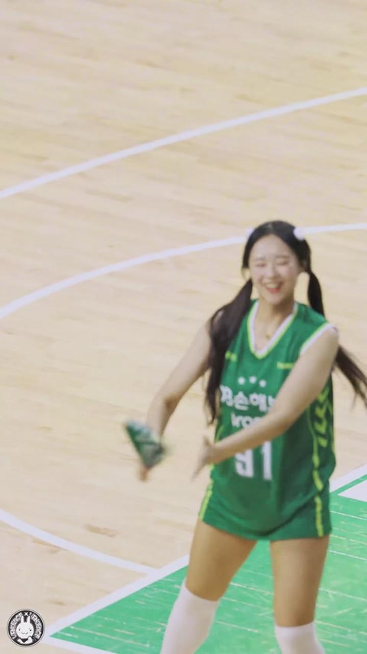 240314 치어리더 이호은 직캠 비디오 썸네일 이미지