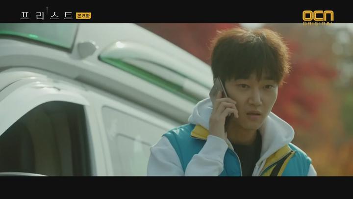 프리스트.E08.181216.720p-NEXT 비디오 썸네일 이미지