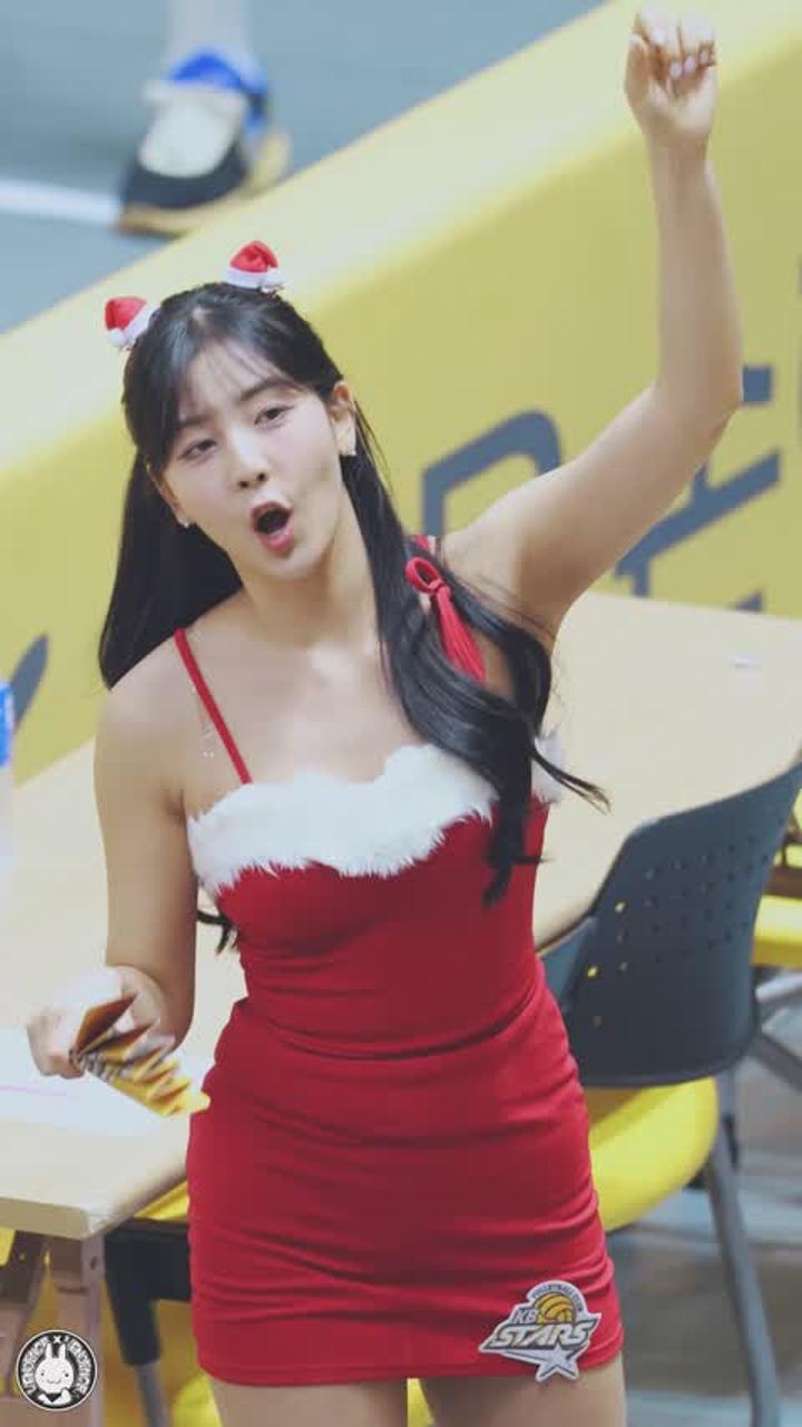 231223 치어리더 목나경 직캠 비디오 썸네일 이미지
