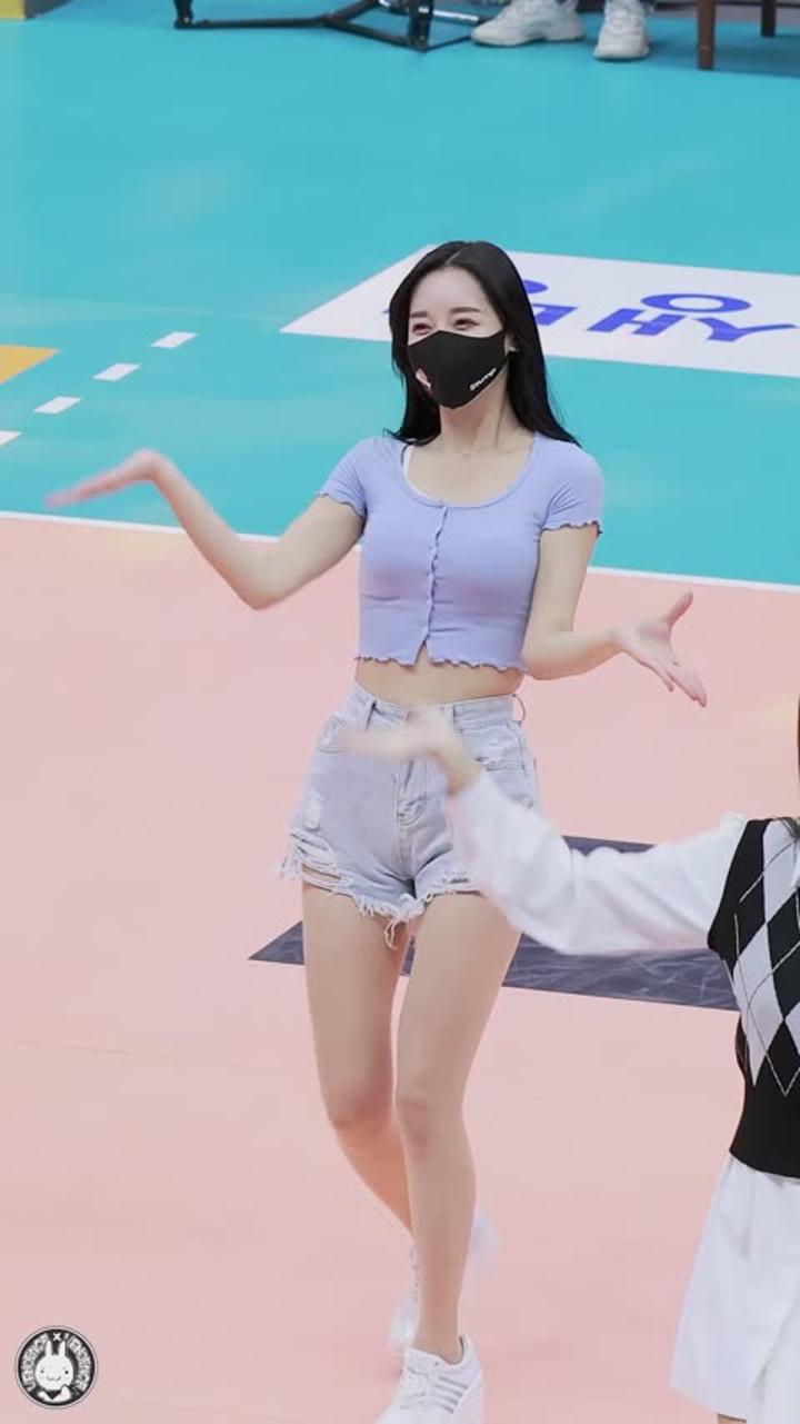 211103 치어리더 안이랑 직캠 (2) 비디오 썸네일 이미지