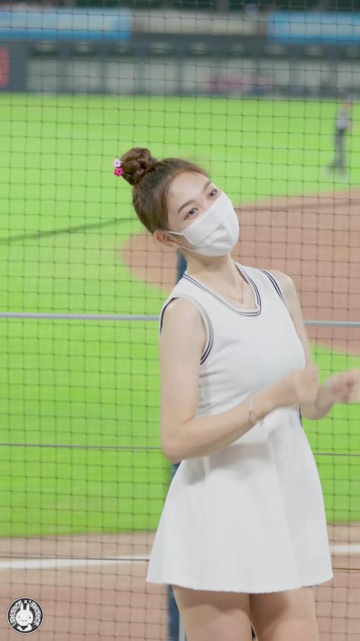210912 치어리더 유수아 직캠 (2) 비디오 썸네일 이미지