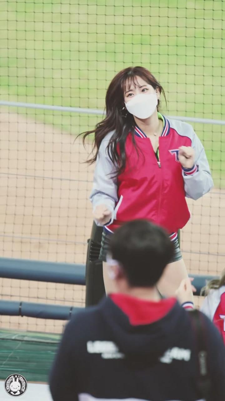 201029 치어리더 김한나 직캠 비디오 썸네일 이미지