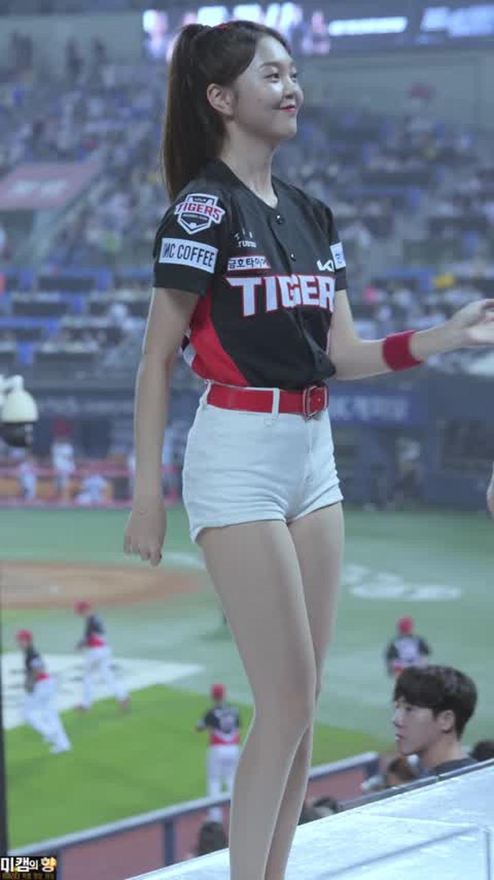 230630 치어리더 유수아 직캠 (5) 비디오 썸네일 이미지