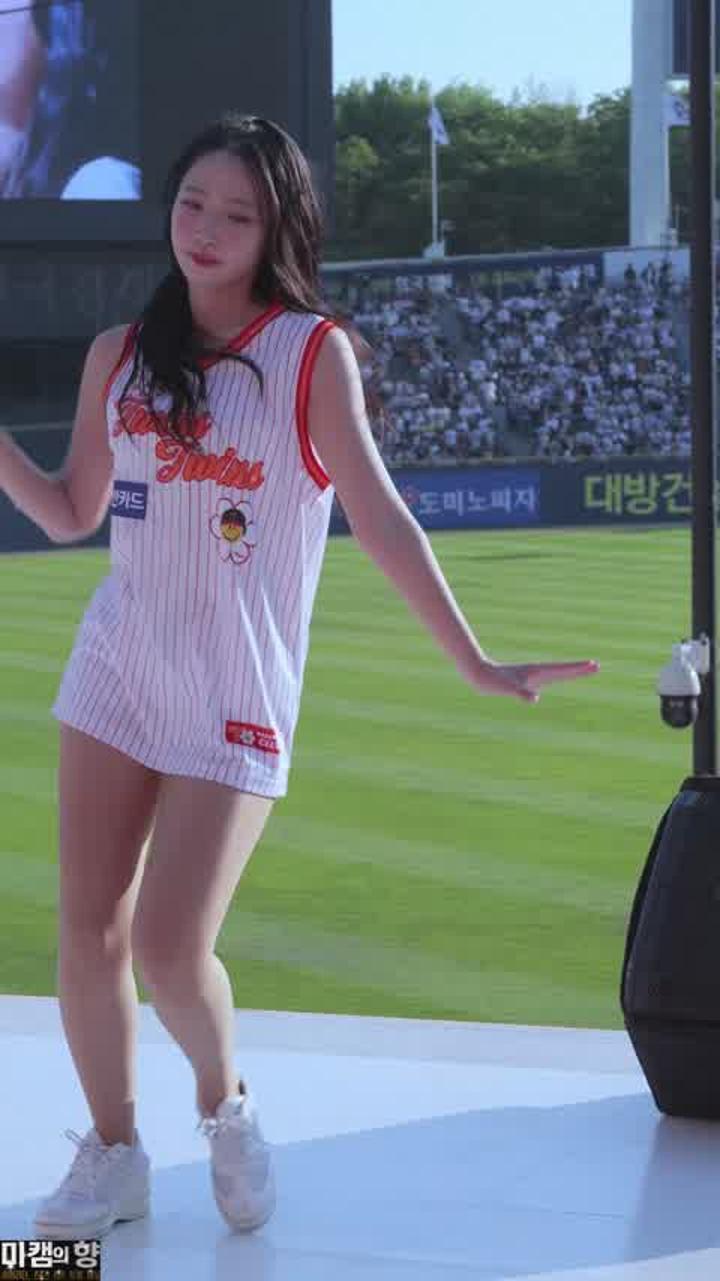 240601 치어리더 오윤솔 직캠 (3) 비디오 썸네일 이미지