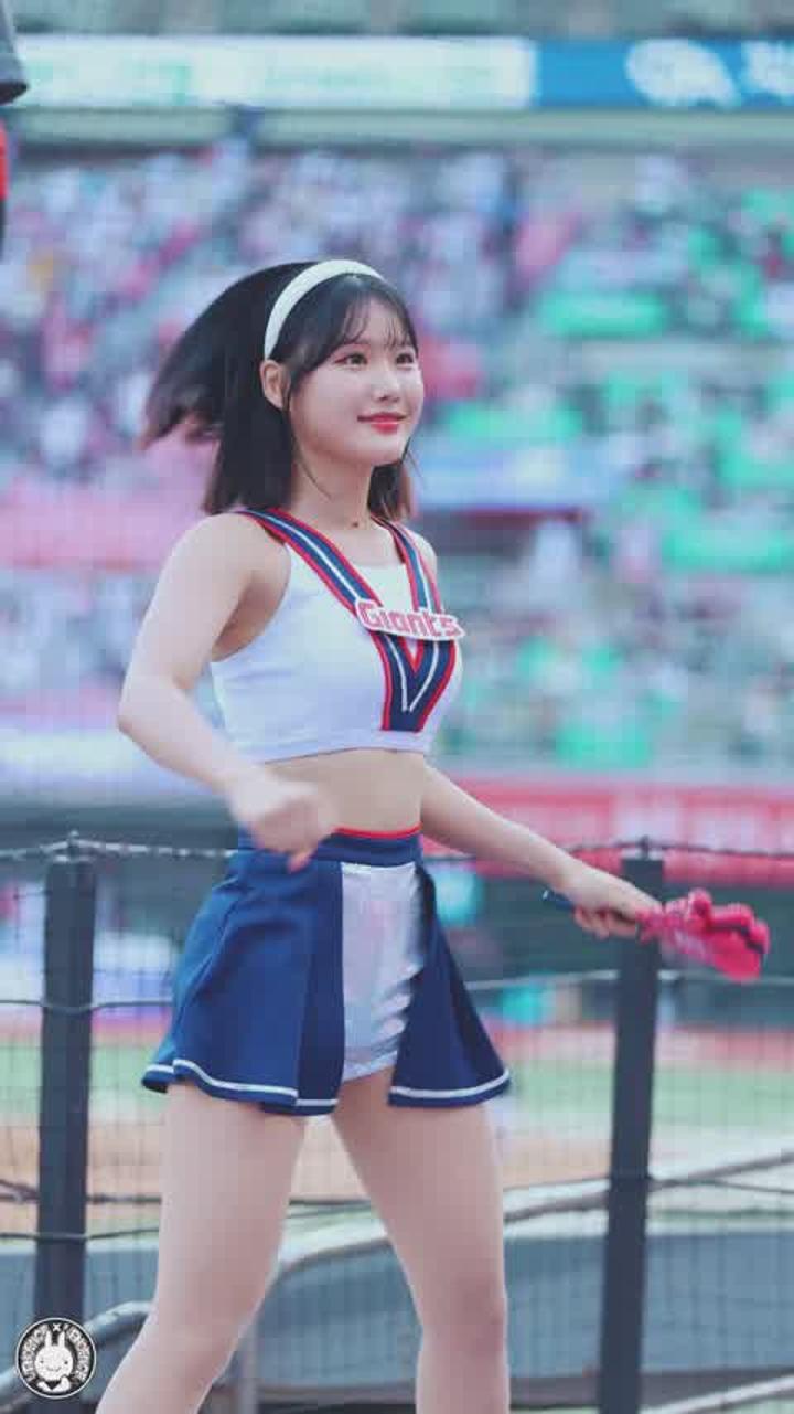 240619 치어리더 최홍라 직캠 (2) 비디오 썸네일 이미지