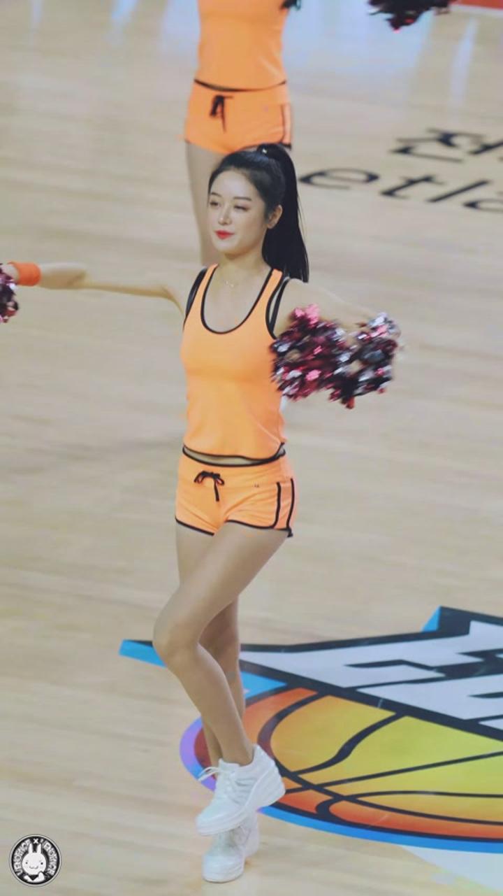 191215 치어리더 신세희 직캠 (2) 비디오 썸네일 이미지