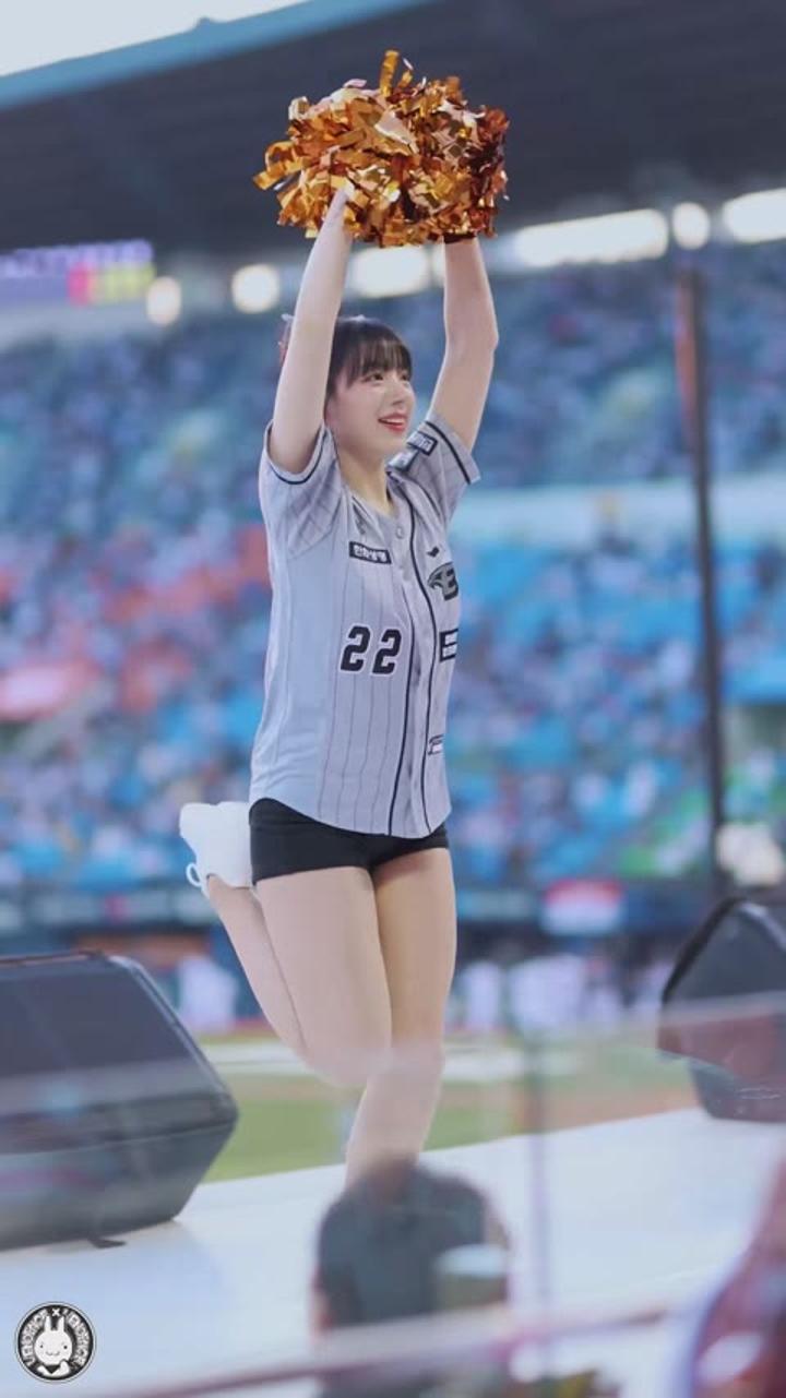 240409 치어리더 하지원 직캠 (4) 비디오 썸네일 이미지