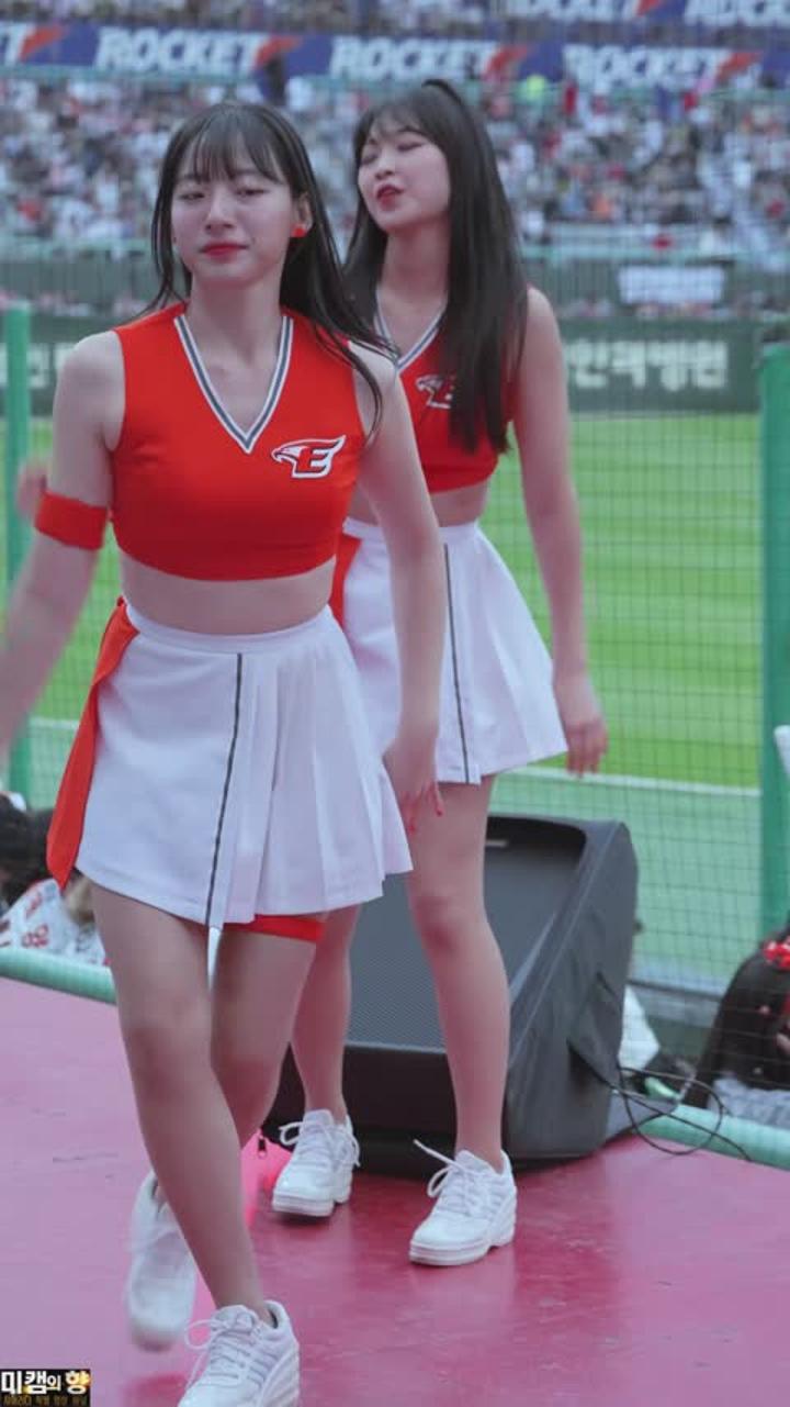 230513 치어리더 하지원 직캠 비디오 썸네일 이미지