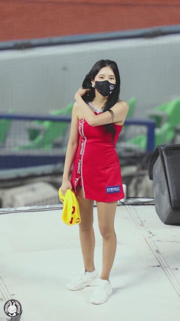 210420 치어리더 원민주 직캠 (2) 비디오 썸네일 이미지
