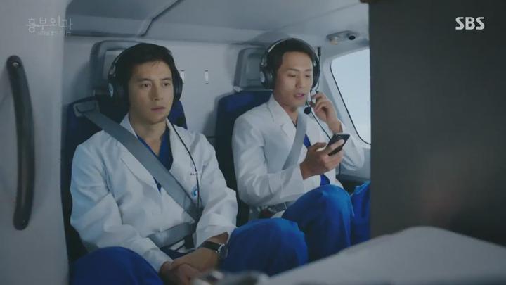 흉부외과-심장을 훔친 의사들 01-02회 합본.E01.180927.720p-NEXT 비디오 썸네일 이미지