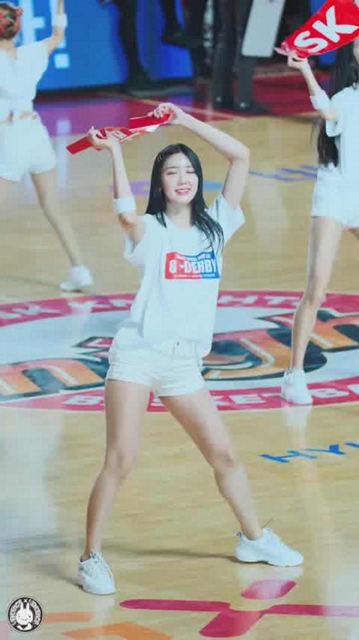 200209 치어리더 조윤경 직캠 비디오 썸네일 이미지