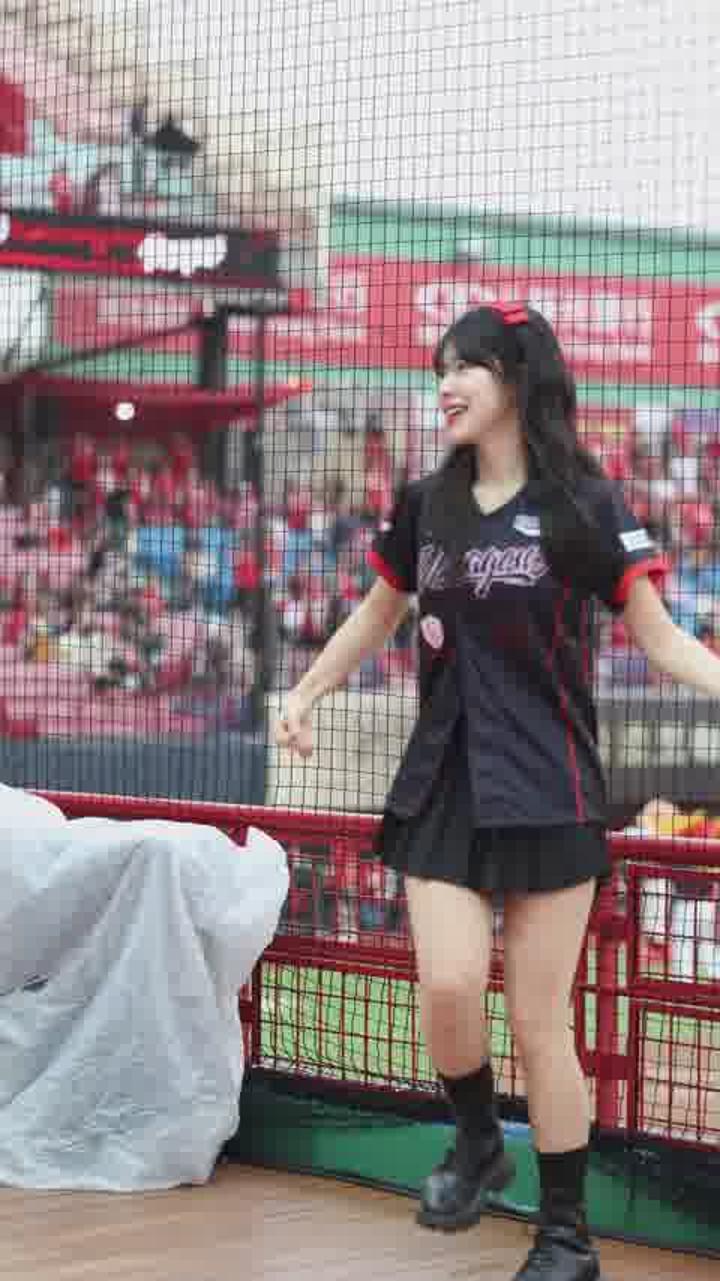240504 치어리더 이다혜 (4) 비디오 썸네일 이미지