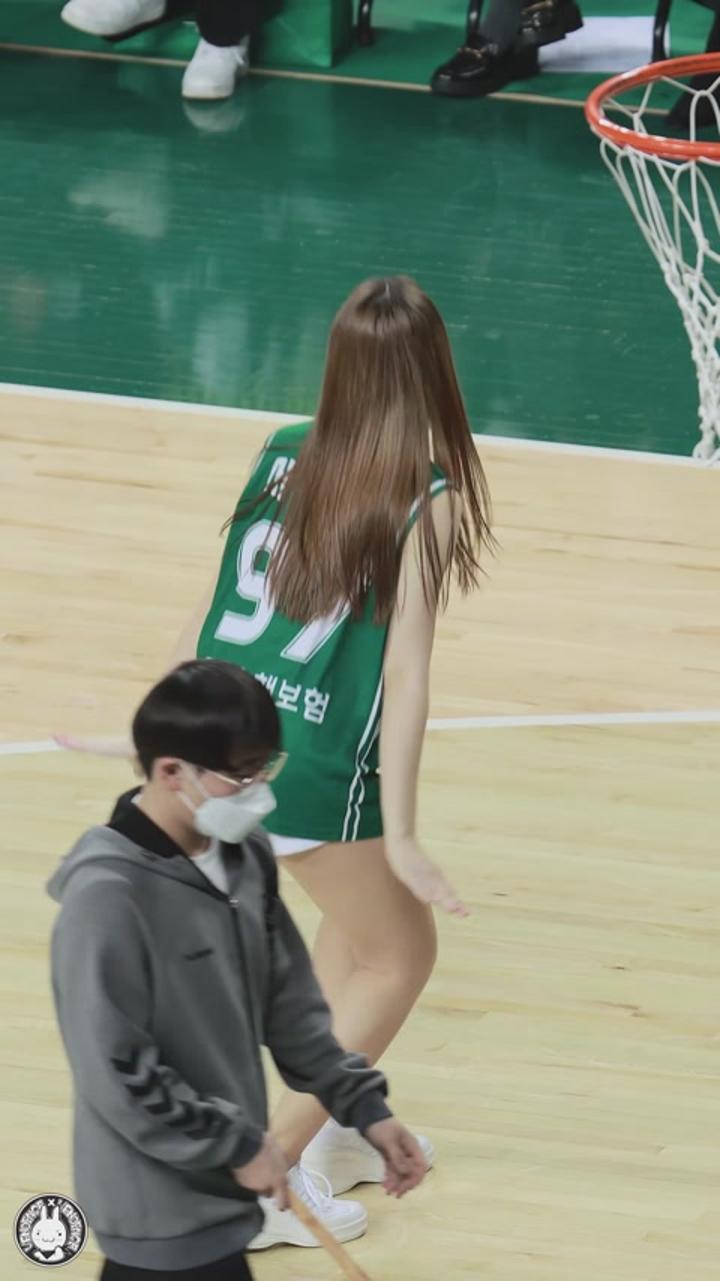 230117 치어리더 서가은 직캠 Seo Gaeun Fancam 비디오 썸네일 이미지