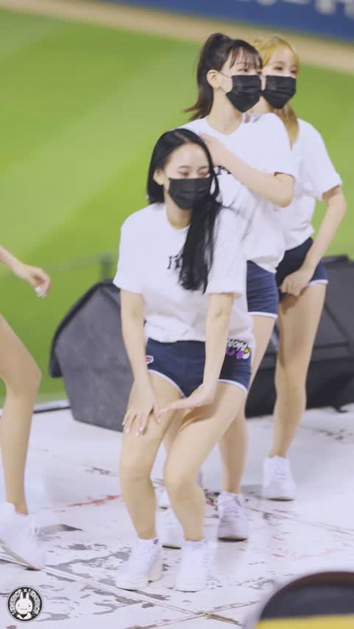 210625 치어리더 이나경 직캠 (2) 비디오 썸네일 이미지