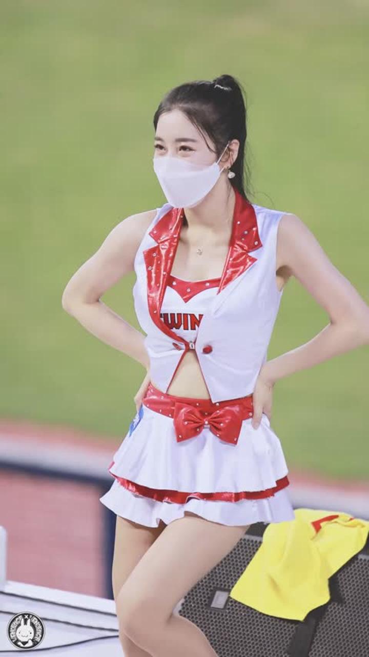 200813 치어리더 장세희 직캠 (2) 비디오 썸네일 이미지