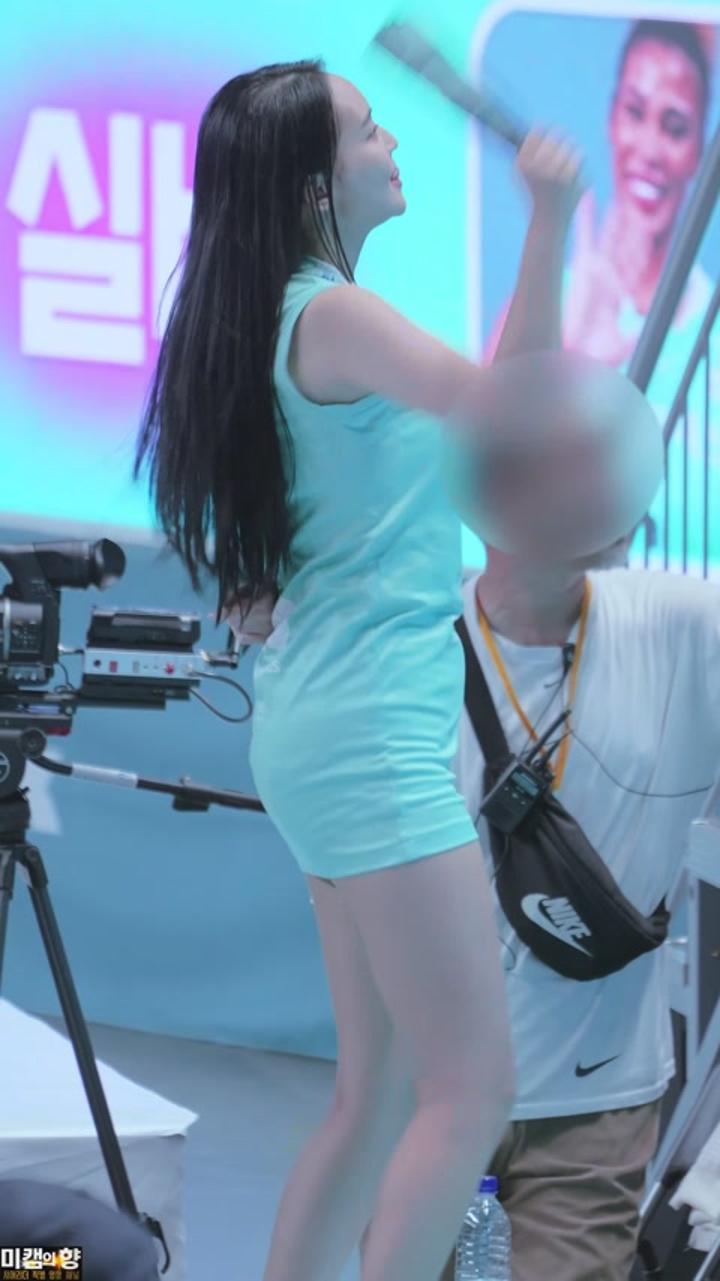 231103 치어리더 이나경 직캠 비디오 썸네일 이미지