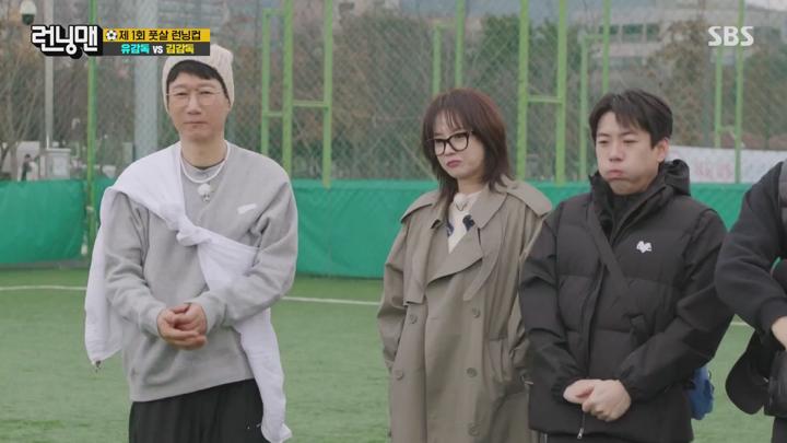 런닝맨.E697.제1회 풋살 런닝컵.240324.1080p-CJH 비디오 썸네일 이미지