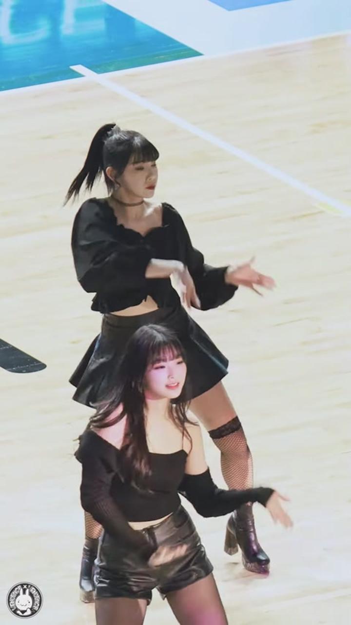 230128 치어리더 김도희 직캠 Kim Dohee Fancam 비디오 썸네일 이미지