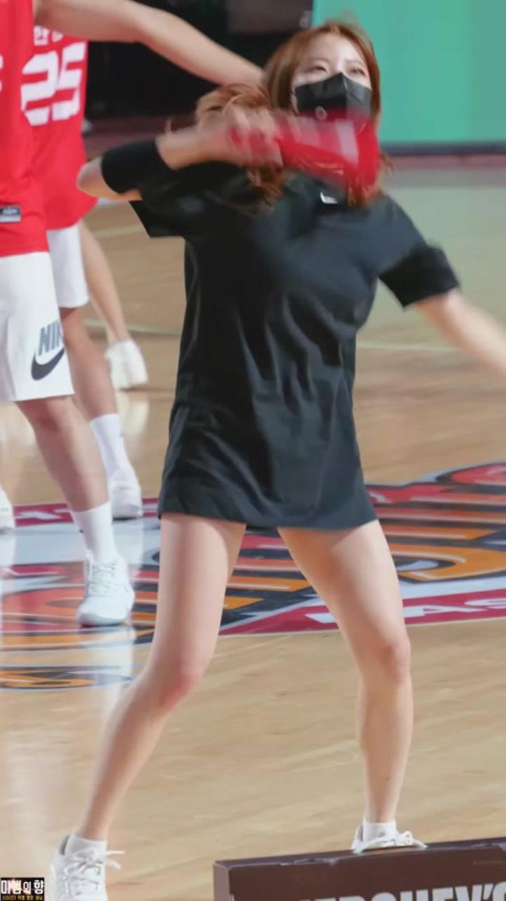 221116 치어리더 은나영 직캠 (2) 비디오 썸네일 이미지