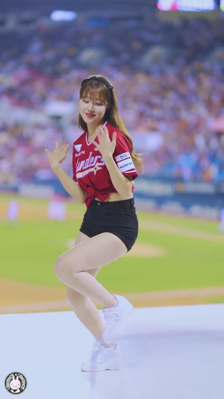 240508 치어리더 김도아 직캠 (3) 비디오 썸네일 이미지