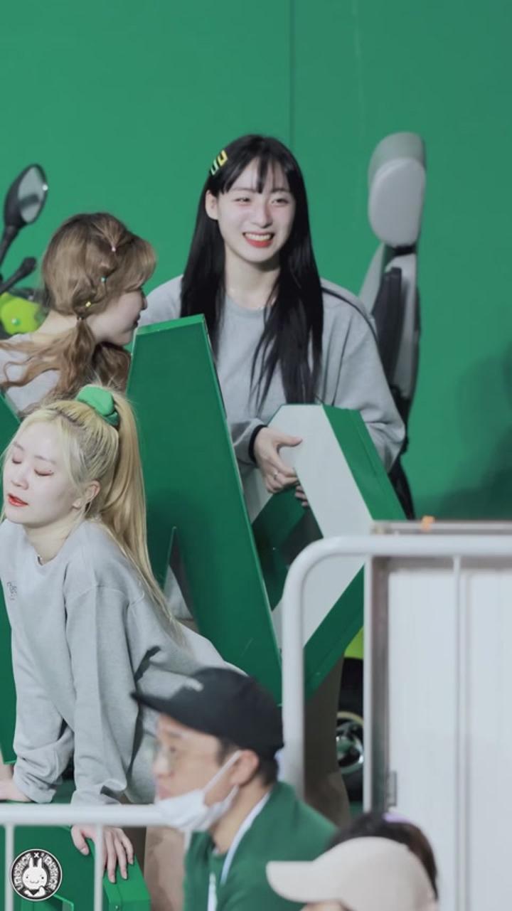 230312 치어리더 하지원 직캠 비디오 썸네일 이미지