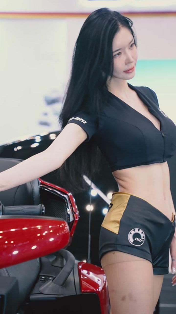 레이싱 모델 민한나 (racing model Min hanna) 직캠 (380) 비디오 썸네일 이미지