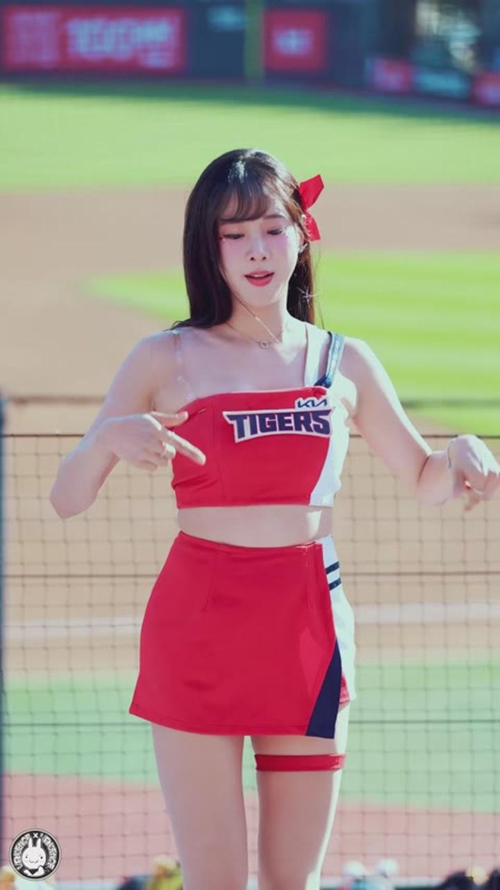 240616 치어리더 김한나 직캠 (1) 비디오 썸네일 이미지