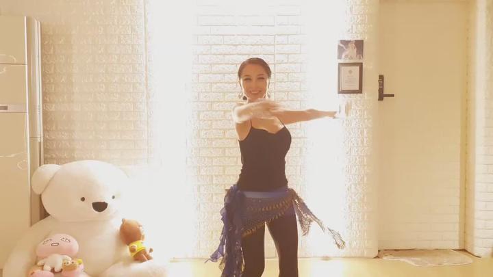 왕초보탈출 벨리댄스 Basic.(15강).Bellydance Arabesque 아라베스크 턴. 공연작품 필수 우아한 동작 비디오 썸네일 이미지