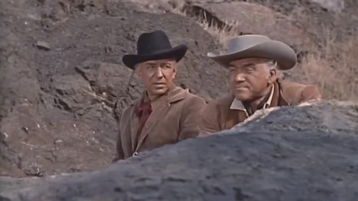 The Stranger (낯선 사람)_Western 비디오 썸네일 이미지