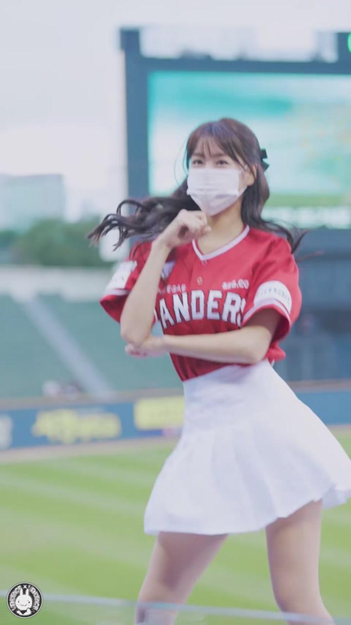 220813 치어리더 김도아 직캠 (4) 비디오 썸네일 이미지