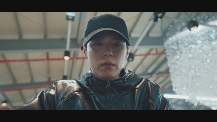굿보이.E10.250629.1080p.AMZN.WEB-DL.DD+-Sinepr 비디오 썸네일 이미지