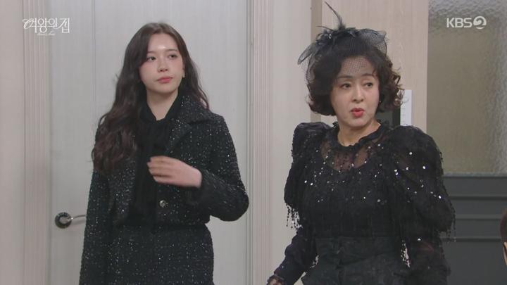 여왕의 집.E16.250519.720p-NEXT 비디오 썸네일 이미지