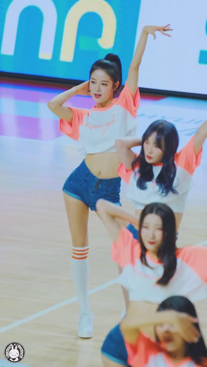 191213 치어리더 신세희 직캠 (2) 비디오 썸네일 이미지